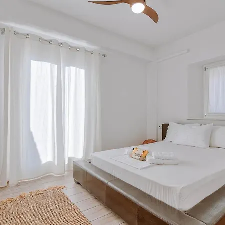 Luxury House With Great View At Sea And Despotiko 아파트 안디파로스